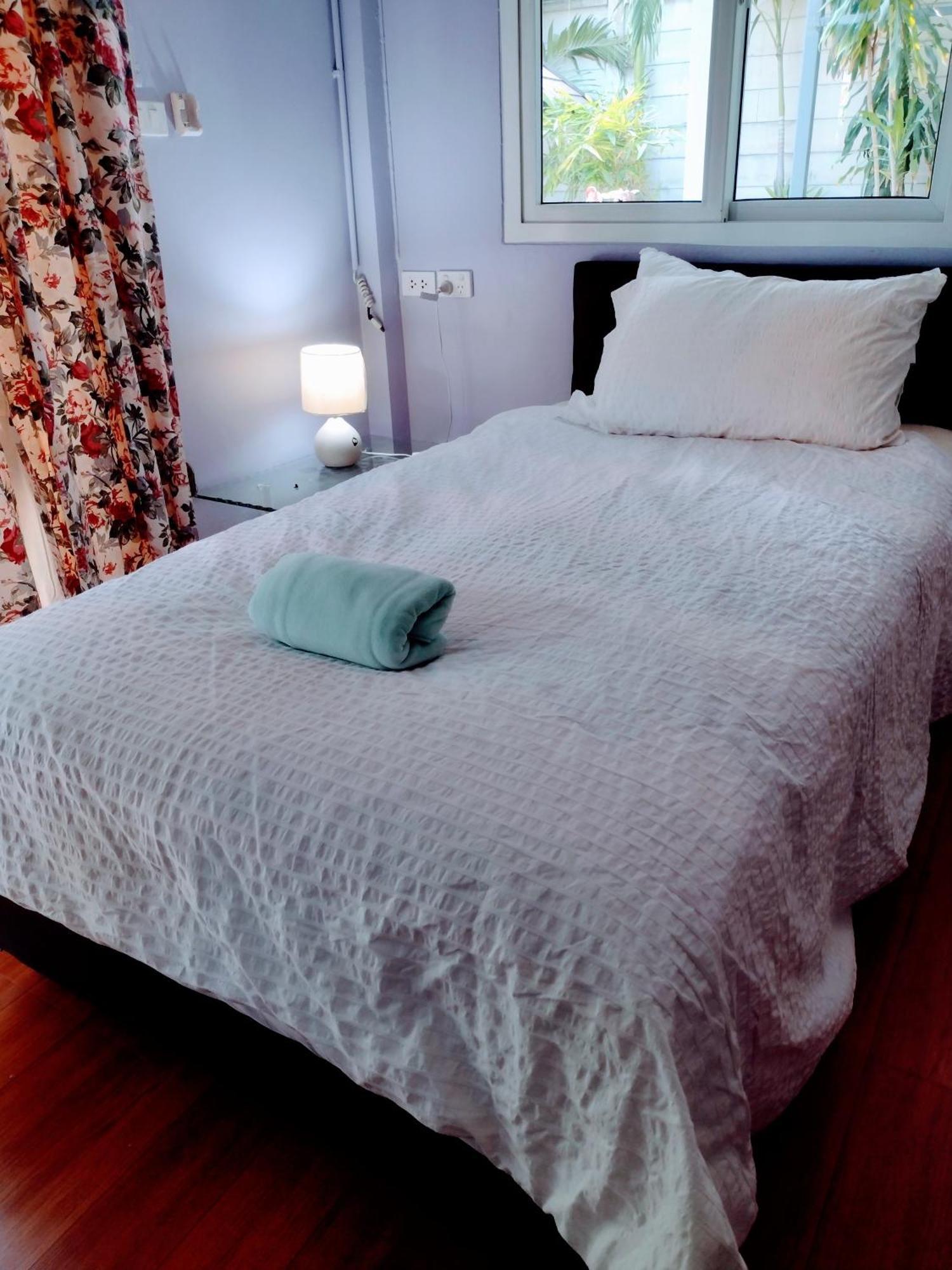 Mango Tree Guestroom Bangkok Esterno foto